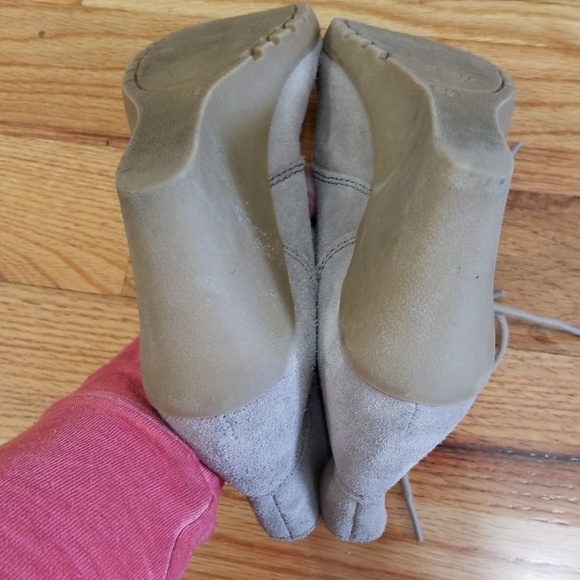 White Mountain 🔵Wedge Booties - Picture 6 of 8